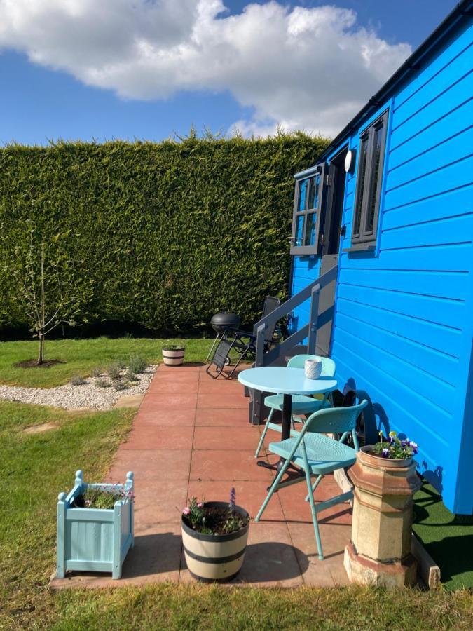 Atlantic Way Shepherd Hut Moville Bagian luar foto