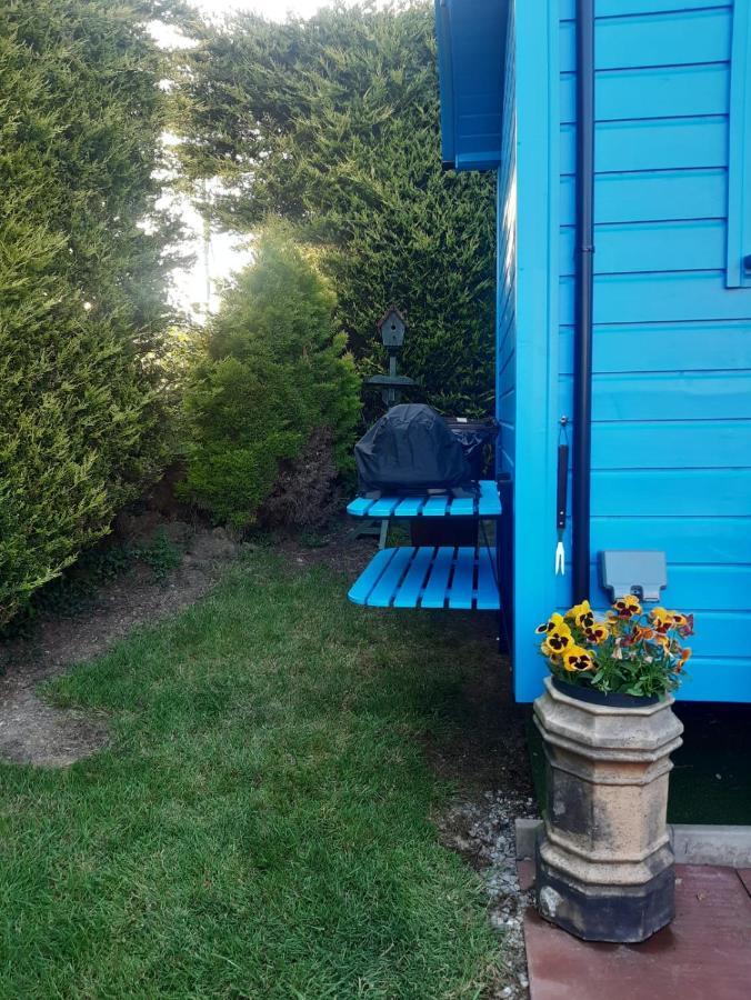 Atlantic Way Shepherd Hut Moville Bagian luar foto